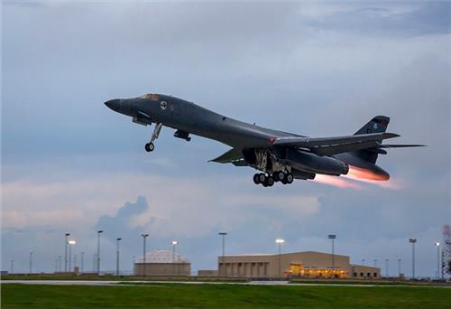 Mỹ gia hạn vận hành máy bay ném bom chiến lược B-1B