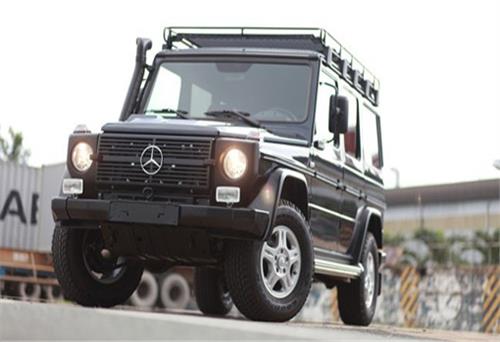 Xe quân dụng Mercedes-Benz G300 CDI về Việt Nam
