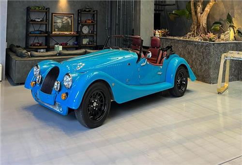 Xe độc Morgan Plus Four giá hơn 7 tỉ đồng về Việt Nam