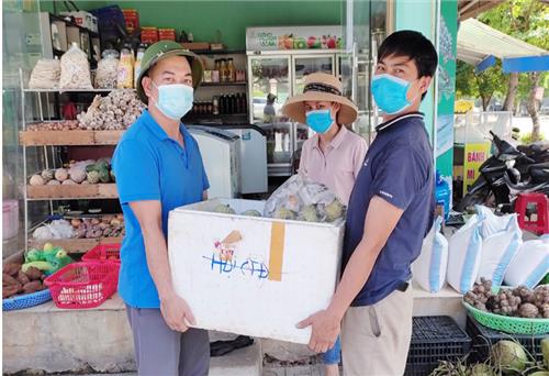 Hỗ trợ nông dân Võ Nhai tiêu thụ gần 1,5 tấn na mỗi ngày