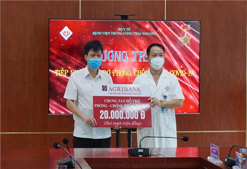 Bệnh viện Trung ương Thái Nguyên: Tiếp nhận hỗ trợ 60 triệu đồng phòng, chống dịch COVID-19