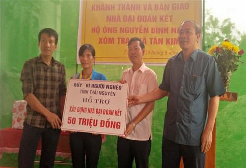 Hỗ trợ xây dựng nhà Đại đoàn kết