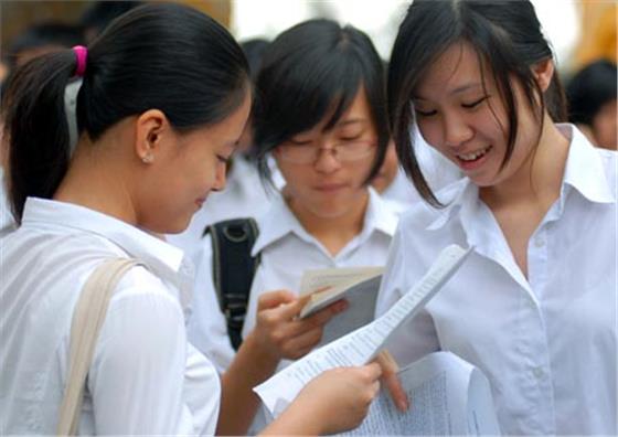 Ngừng tuyển sinh năm 2012 đối với 3 trường ĐH, CĐ