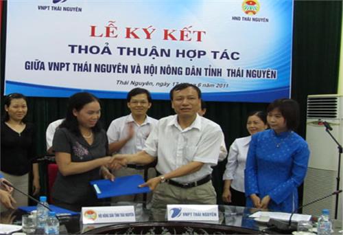 Ký kết thỏa thuận hợp tác về phát triển dịch vụ viễn thông