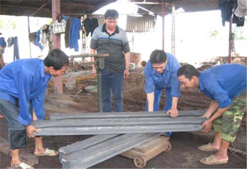 Vươn lên từ gian khó