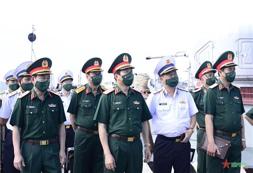 Thượng tướng Nguyễn Tân Cương, kiểm tra và làm việc tại Vùng 4 Hải quân
