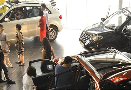 Ôtô nhập khẩu nhìn từ vài con số