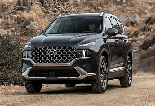 Hyundai Santa Fe lên ngôi tại giải ''Ô tô của năm'' do Báo điện tử VnExpress tổ chức