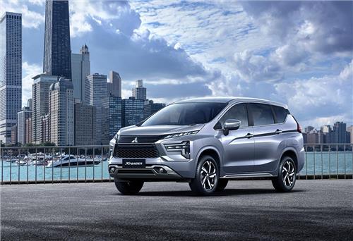 Mitsubishi Xpander 2022 chuyển sang dùng hộp số CVT, thêm phanh tay điện