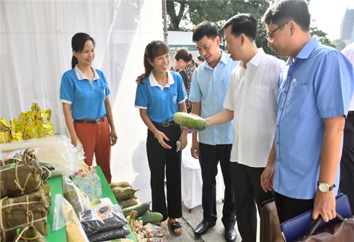 Sản xuất, kinh doanh thực phẩm an toàn 