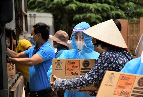 Chung một tấm lòng