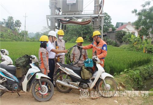 Phú Lương: Khắc phục, gia cố nhiều trạm biến áp bị cắt trộm dây điện