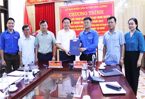 Tháo gỡ khó khăn để hỗ trợ thanh niên khởi nghiệp