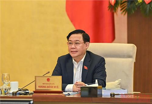 Tiếp tục nâng cao chất lượng dịch vụ y tế phục vụ người dân