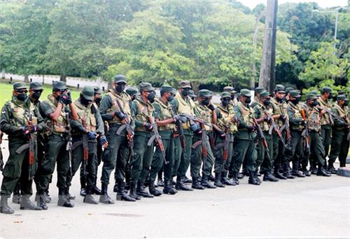 Sri Lanka: Người biểu tình rút khỏi các tòa nhà chính phủ