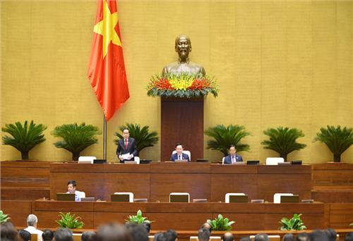 Hôm nay, Quốc hội thảo luận tại tổ về dự án Luật Khám bệnh, chữa bệnh (sửa đổi)