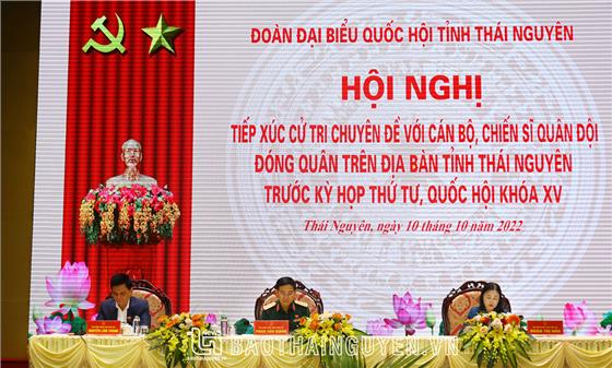 Cử tri kiến nghị nhiều vấn đề về quốc phòng, an ninh