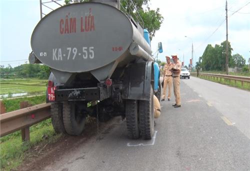 Đẩy mạnh tuyên truyền về tác hại của việc sử dụng rượu, bia khi lái xe