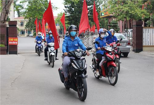 Ra quân tuyên truyền về bầu cử