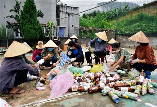 Biến rác thành gạch