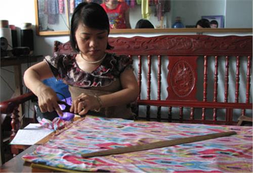 Sen vàng thơm ngát giữa đời