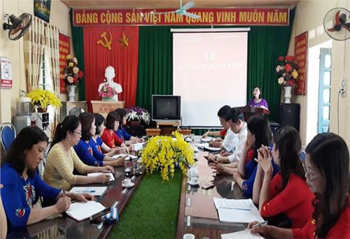  Lượng đi đôi với chất