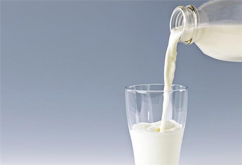 Từ 30/10, sữa tươi, tổ yến cần giám sát vệ sinh thú y khi sử dụng làm thực phẩm