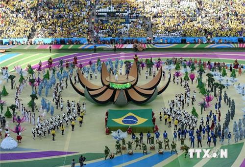 Lễ khai mạc World Cup 2014 hoành tráng, đầy màu sắc