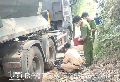 Một cháu bé tử vong do tai nạn giao thông