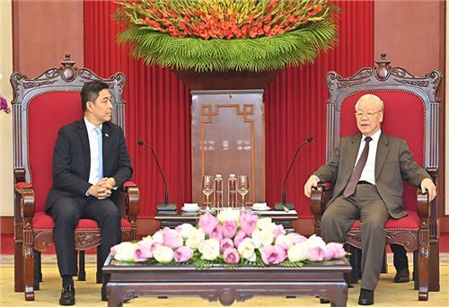Tổng Bí thư đánh giá cao thành tựu hợp tác Việt Nam - Singapore