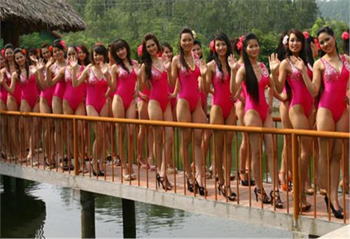 Miss Tea-land Contest - The Perfomance of Swimsuits