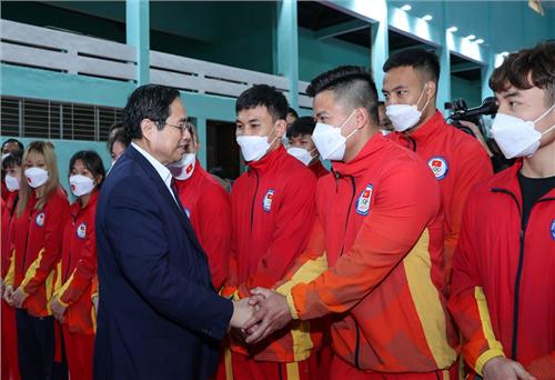 Thủ tướng kiểm tra công tác chuẩn bị SEA Games 31 và động viên đoàn thể thao Việt Nam
