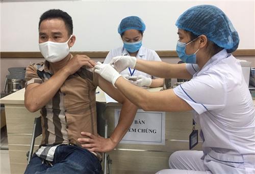 Những lưu ý khi tiêm vaccine Moderna