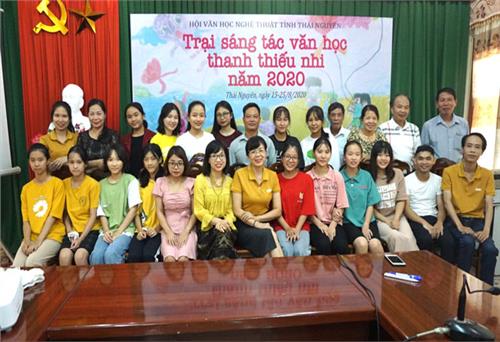 Trại sáng tác thiếu nhi không chỉ dành cho thiếu nhi