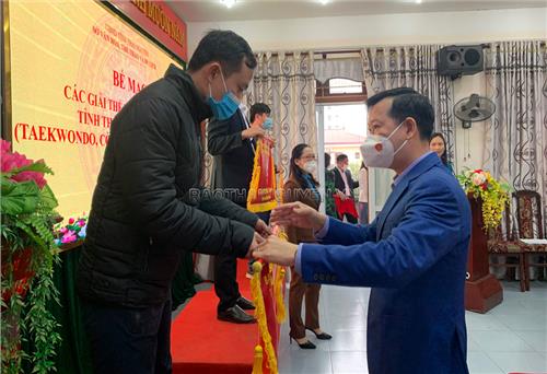 Gần 2.000 vận động viên tham gia các giải thể thao trực tuyến