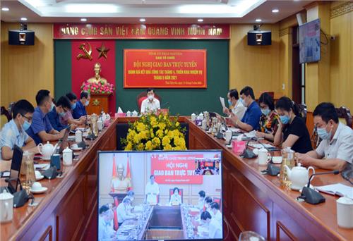 ​Phối hợp chuẩn bị tốt công tác nhân sự cho cuộc bầu cử