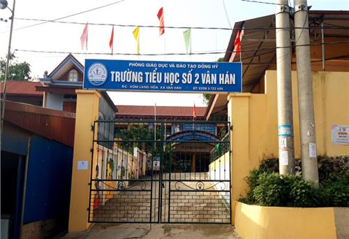 Cho tạm dừng đến trường đối với học sinh và giáo viên Trường Tiểu học số 2 Vân Hán