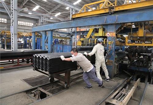 Doanh nghiệp sản xuất tấm lợp 