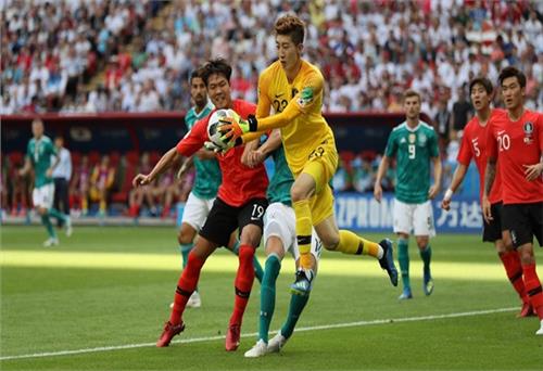 Thua Hàn Quốc 2-0, đương kim vô địch Đức dừng chân vòng bảng