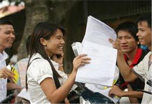 Trường được tự chủ tuyển sinh trong mùa thi 2012