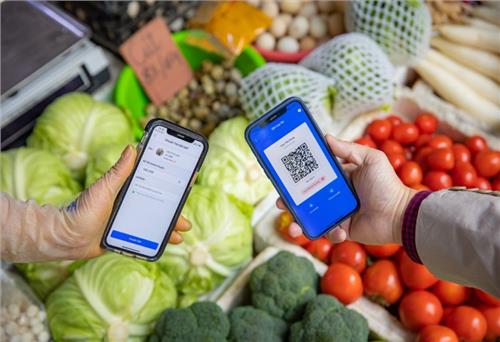 “Sống chậm” cùng tiền mặt hay tiến nhanh cùng VNPT Mobile money?