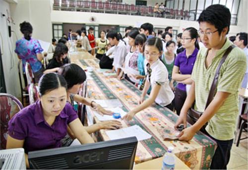 Tuyển sinh đại học năm 2012: Sẽ có điều chỉnh