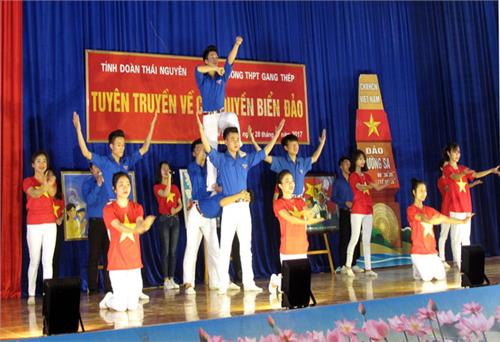 Nâng cao sức “đề kháng” của cán bộ, đảng viên và nhân dân