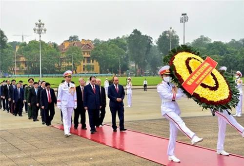 Lãnh đạo Đảng, Nhà nước vào Lăng viếng Chủ tịch Hồ Chí Minh