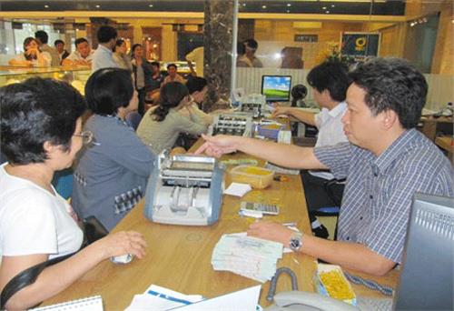 Vàng SJC vượt 44 triệu đồng/lượng
