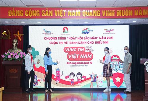 Thiếu nhi thi vẽ tranh ủng hộ Quỹ vaccine phòng, chống COVID-19