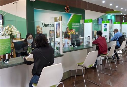 Lãi suất cho vay giảm mạnh xuống còn 6,79% tại Vietcombank