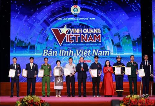 Vinh quang Việt Nam năm 2022: Phát huy bản lĩnh Việt Nam, thể hiện khát vọng vươn lên