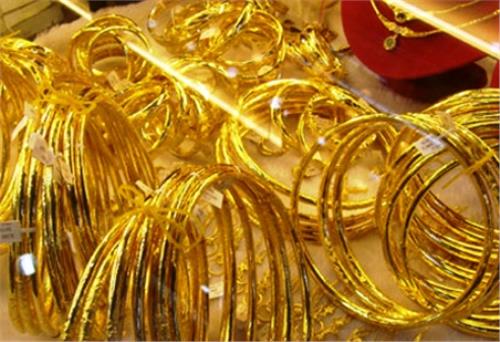 Vàng trong nước giảm về vùng 42 triệu đồng/lượng