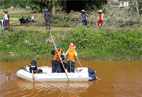 Đã tìm thấy người bị nạn nghi do ngã xe máy rơi xuống sông